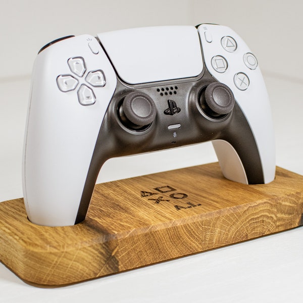 DualSense Controller Halter aus Holz - Premium Gaming-Organizer für PS5 Controller, Gaming Setup mit Gravur, stilvolle Holzdesign