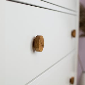 Runde Eiche Griffen IKEA Hemnes Griffe für Schubladen oder Schränke Holzknauf Bild 7