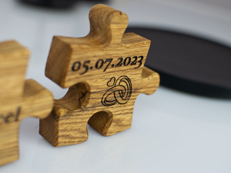 Puzzle 2 Stück Hochzeitsgeschenk Individuelles 3D Geschenk aus Holz für besondere Anlässe mit Gravur Bild 9