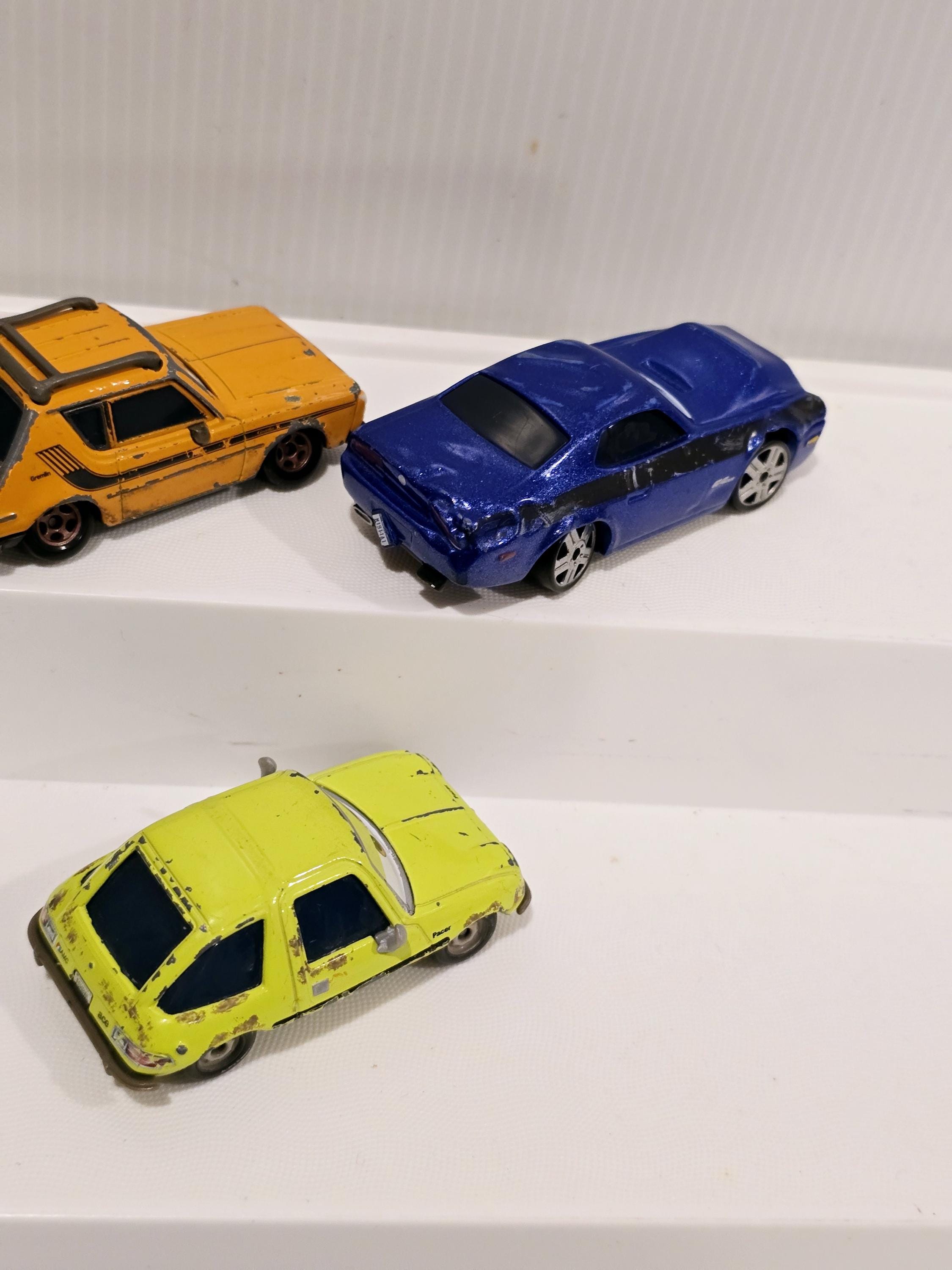 Disney Pixar Cars Grem Damaged Rod Torque Redline With Acer