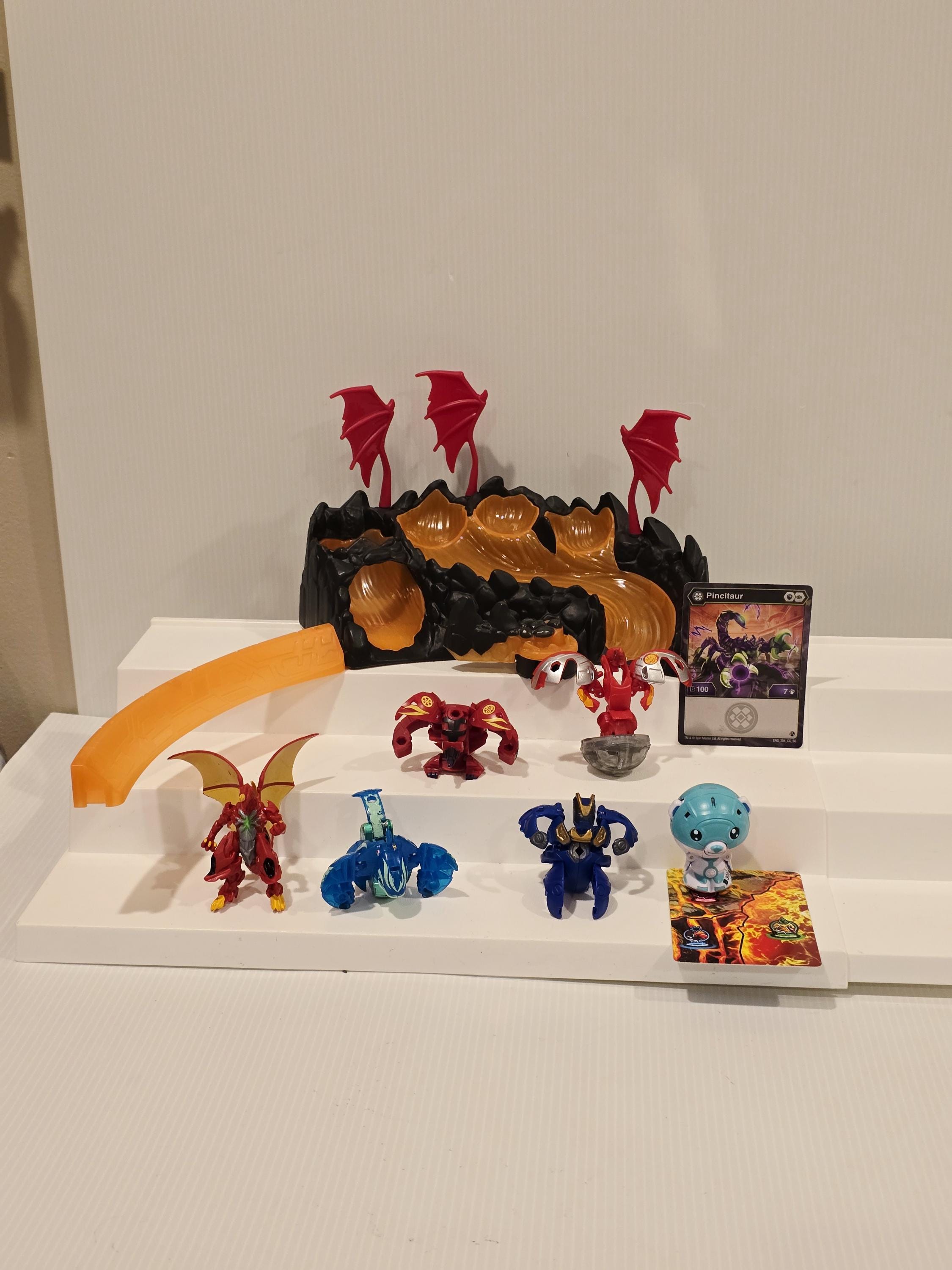 BAKUGAN 6045138 / #20115348 - opbergkoffer met extra basic bal, dragonoid ( rood