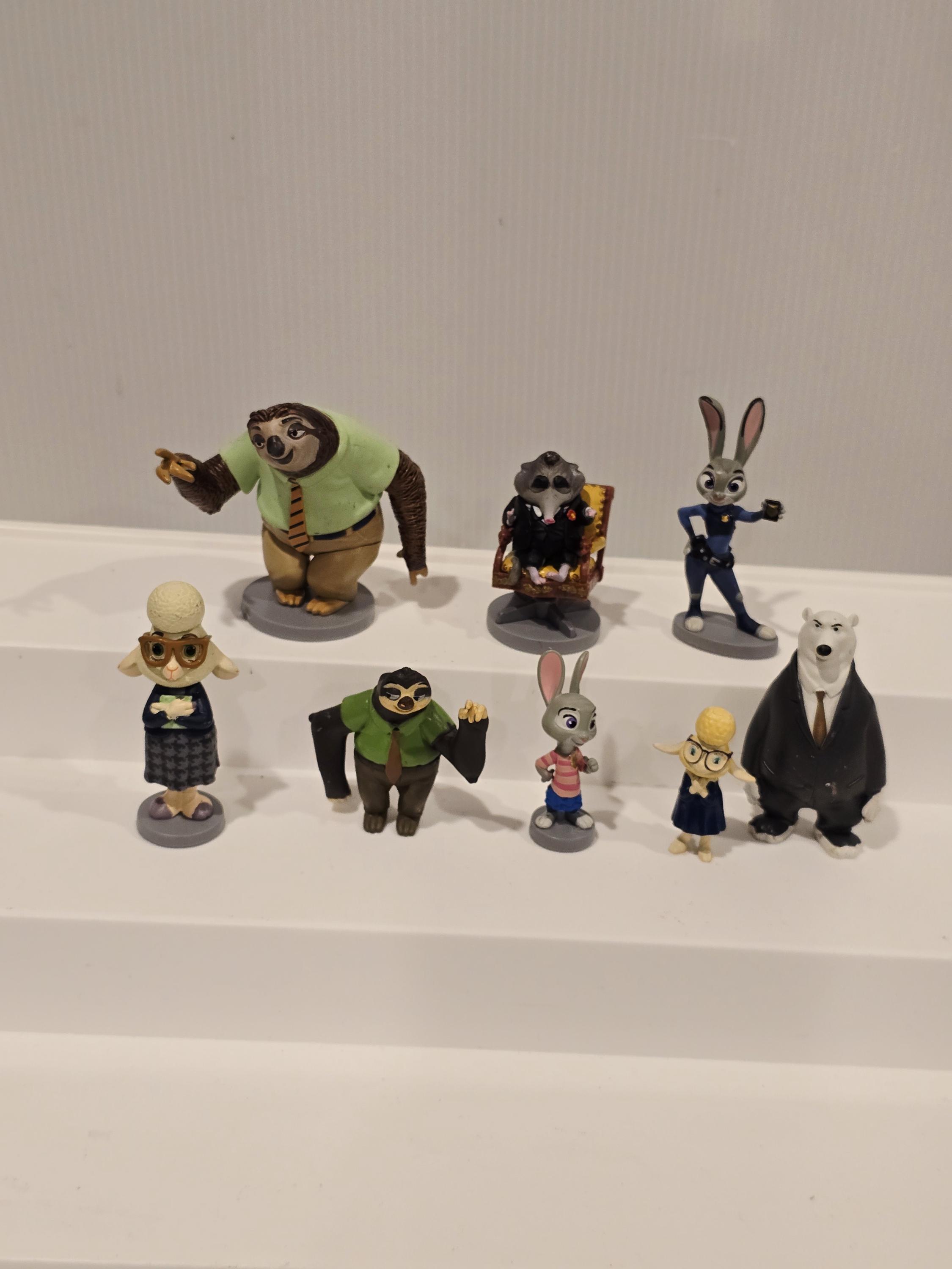 Zootopia フィギュア　まとめ売り Disney Zootopia Action Figure Set - Etsy