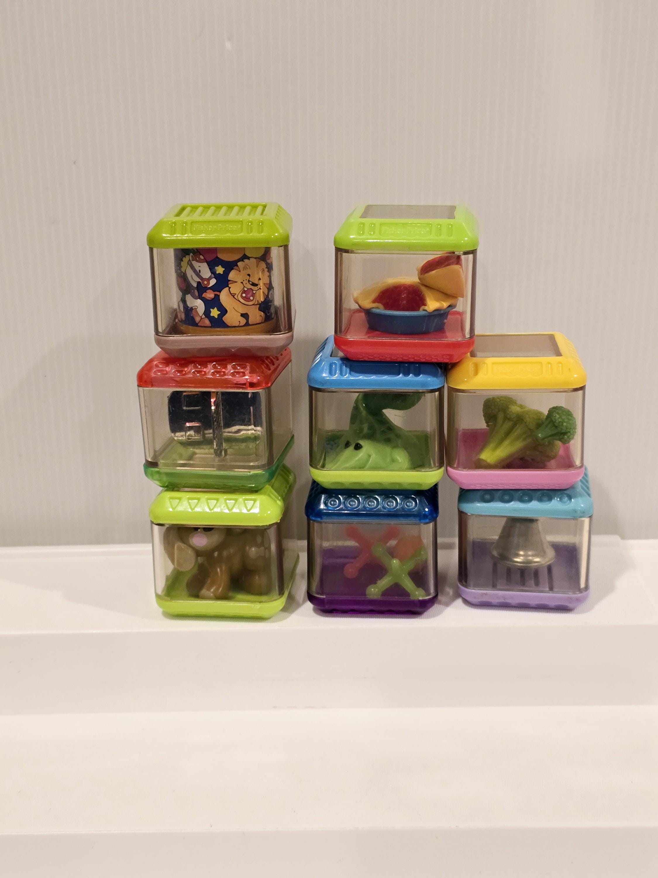 【箱付き激レア】フィッシャープライス　Peek-a-boo BLOCK 箱付き激レア】フィッシャープライス Peek-a-boo BLOCK - メルカリ