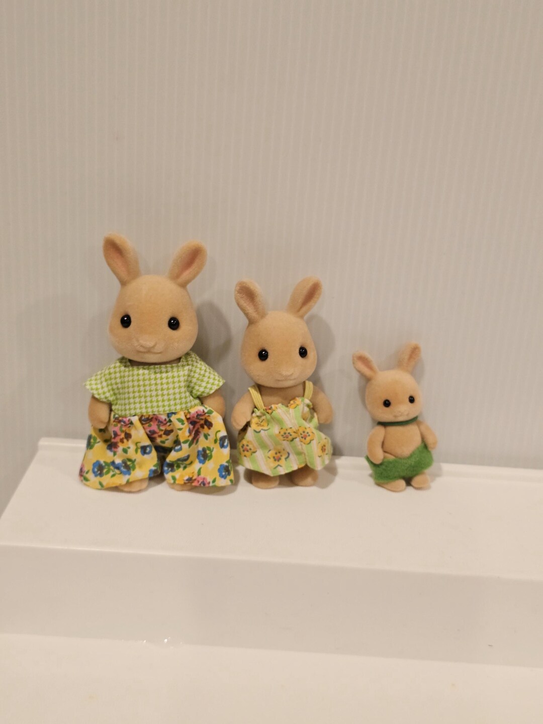 Calico Critters Sylvanian Families Sunny Rabbit Family Figure Set - Etsy