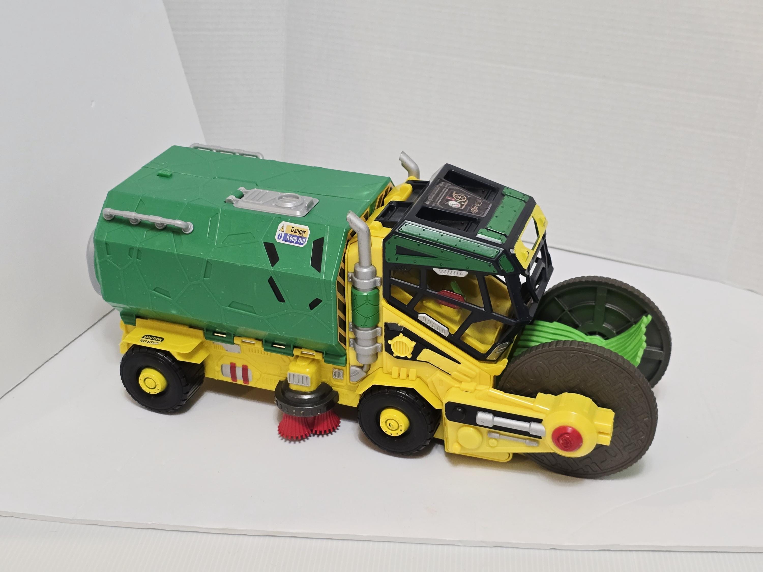 Teenage Mutant Ninja Turtles Micro Mutants Sweeper Ops Vehicle
