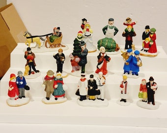 Musikalisches Weihnachtsdorf-Set Mit Weihnachtsbaum, Elch & Zug – Süße Figuren Für Die Festtagsdeko