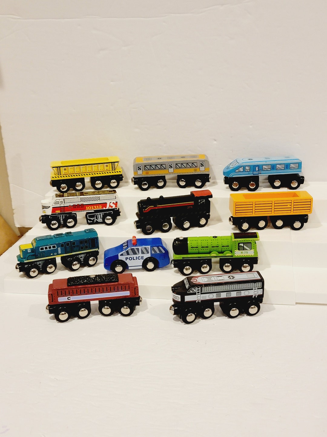 Circo wooden train set hotsell