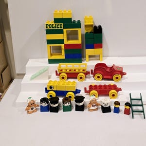 Vintage Lego Duplo Police Mixed Figure Set