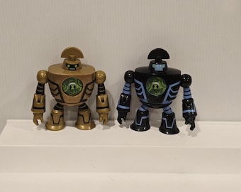 Ben 10 Ultimate Alien 4" Clockwork Gold and Black Action Figure Set