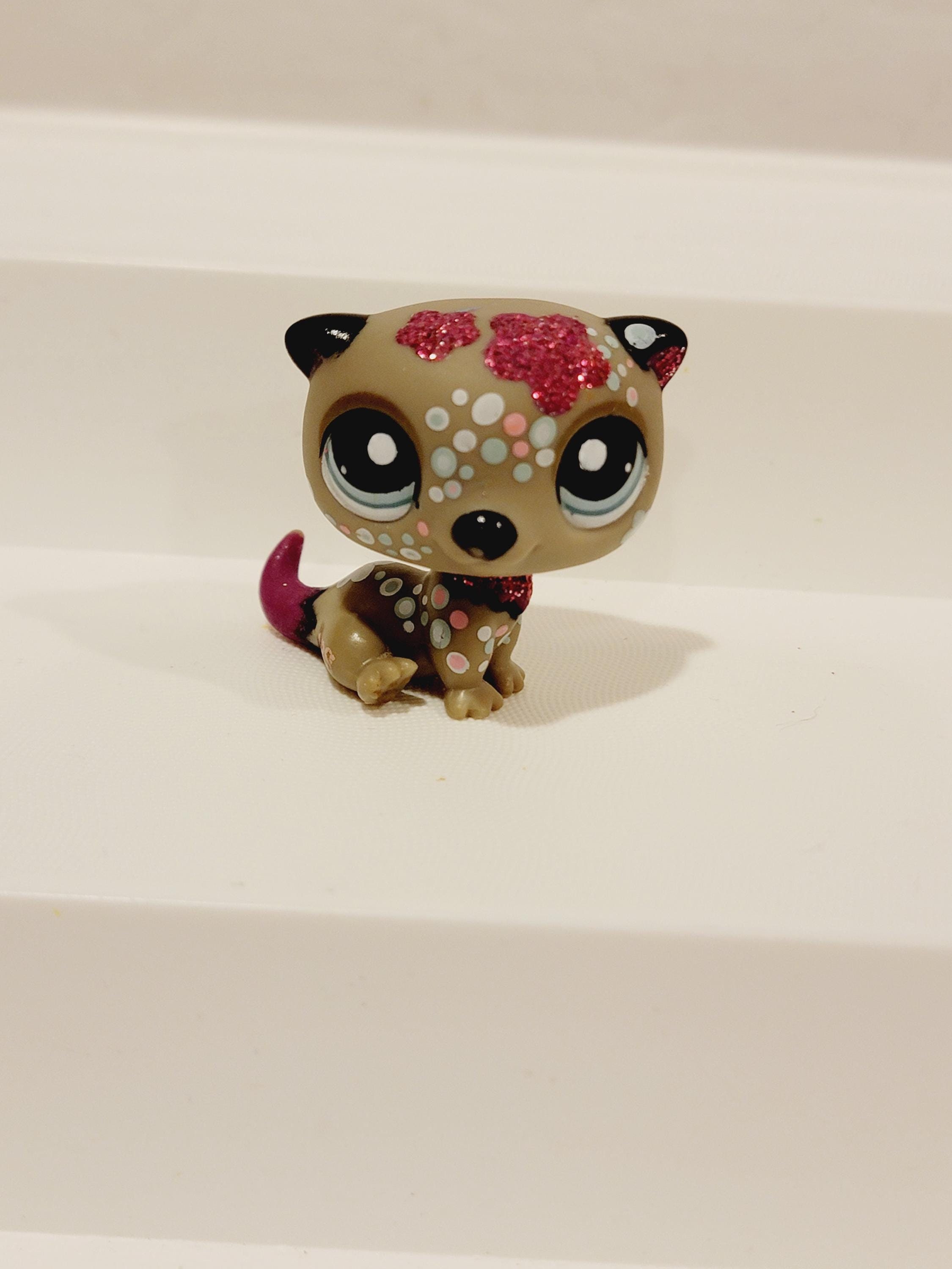 Littlest Pet Shop LPS Sparkly Glitter Bubbles Otter Figure