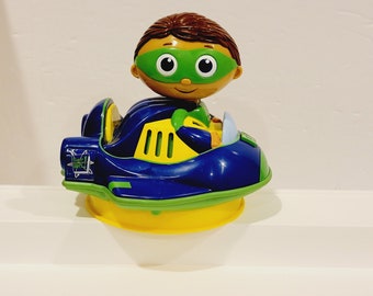 Super Why Wyatt Hovercraft Toy Talks Lights Learning Curve Tested ...