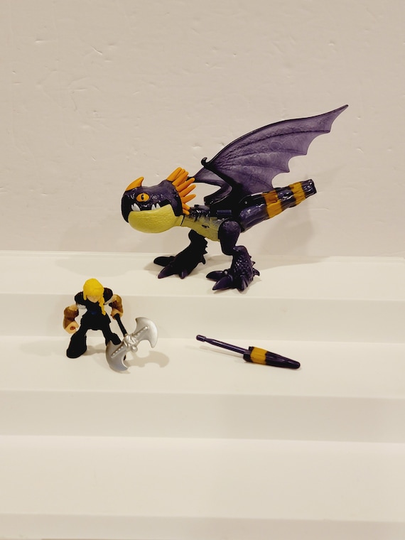 How to Train Your Dragon Race to the Edge Dragon Riders Astrid Stormfly Action Figure 2 pack purple Etsy