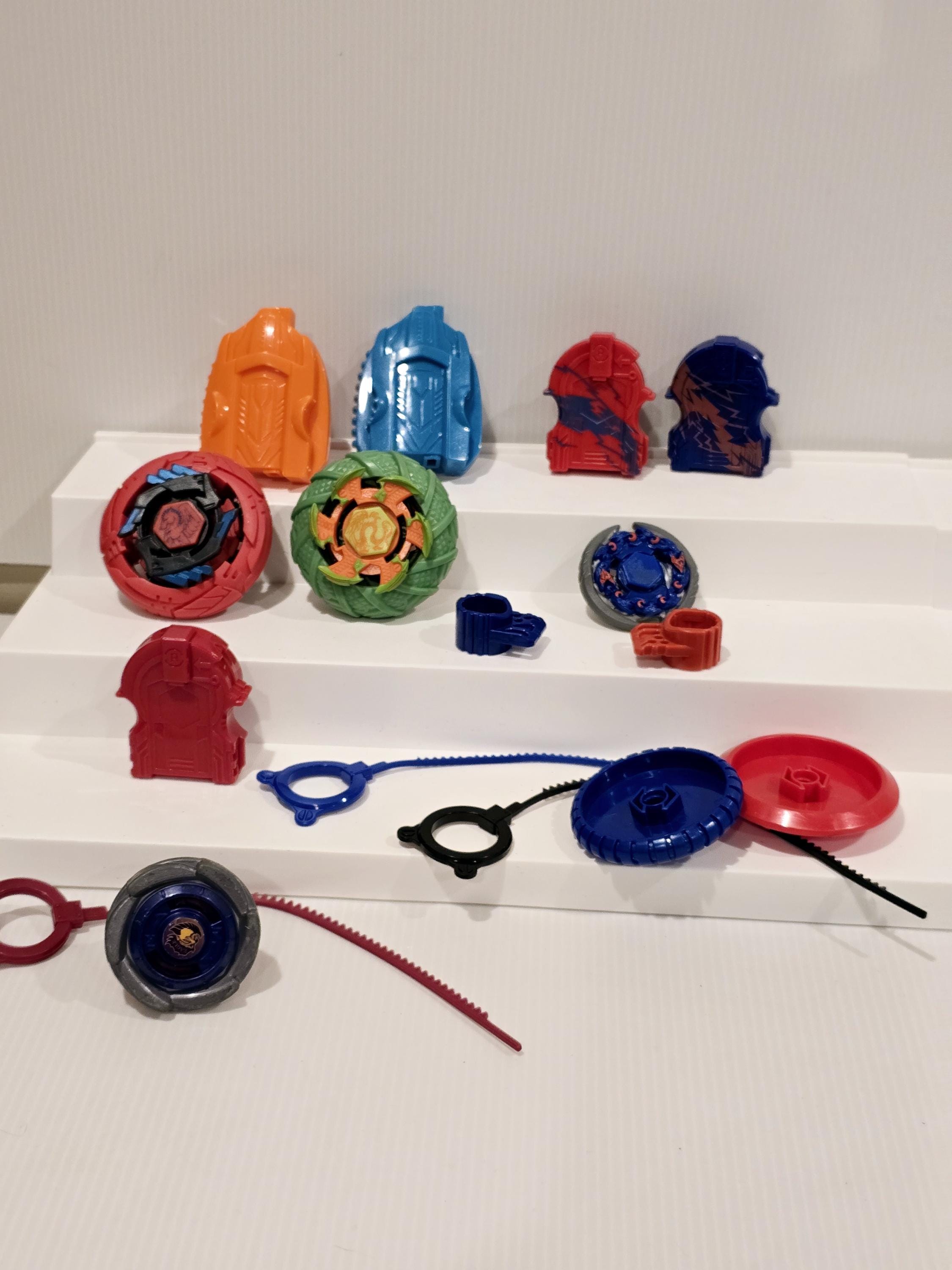 し*う様 【セット】デザートイーグル スコーピオン　ダブルイーグル　ベレッタ　東 Beyblade Beywheelz, Spiral Fox and Tornado Eagle Set - Etsy 日本