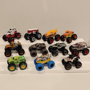 Hot Wheels Diecast Monster Jam Truck Set afbeelding 2