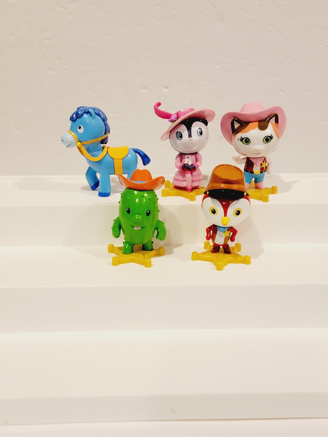 Disney Junior Sheriff Callies Wild West Nice & Friendly Corners 3