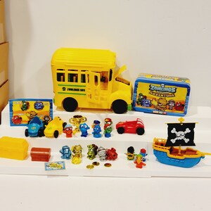 Zomlings school bus hotsell