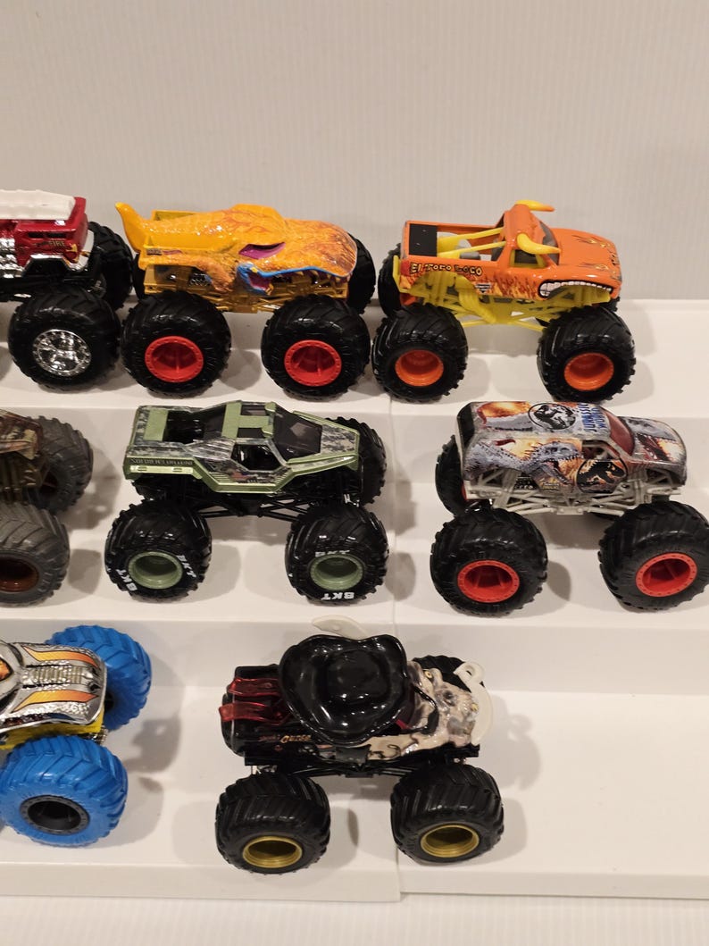 Hot Wheels Diecast Monster Jam Truck Set afbeelding 9