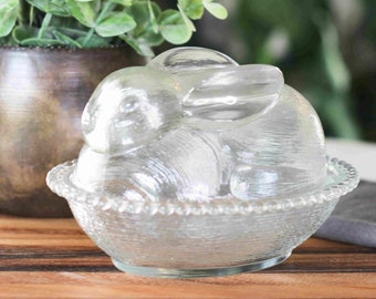 Vintage Tiara Bunny in a Basket - Clear Glass Bunny - Rabbit Candy Dish