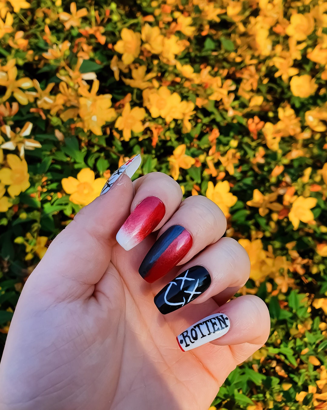 Harley Quinn Inspired Nails Etsy