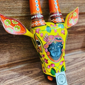 Wooden Cow Head, Indian Handcrafted Wall Art Decor, Handmade Wall Hanging, Hindu Nandi Bull, Hand Painted Boho Cow Statue, Animal Lover Gift