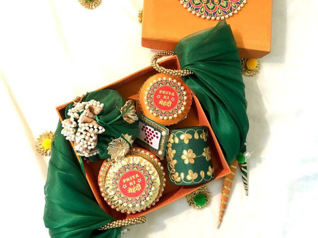 Buy Gift Basket & 3 Potli Bags, Indian Wedding/ Housewarming/ New Home/  Baby Shower Favor, Dholki/mendhi/ganesh Pooja/ Diwali Return Gift Hamper  Online in India - Etsy