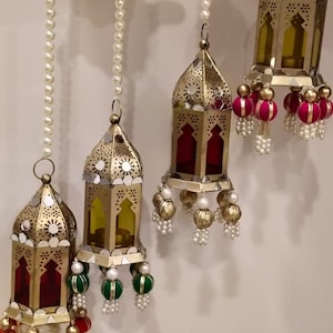 Decorazione per lampada a lanterna sospesa, idee per decorazioni da cortile, Diwali Diyas, candele indiane, decorazione per ingresso, decorazione da parete Boho, luci sospese ad albero