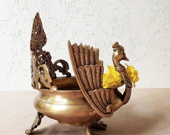 Majestic Brass Peacock Urli or Vessel for Floating Flowers and Candles,  Urli of L 23 Cm X Dia 20 Cm X Ht 26 Cm, Home Decor, Traditional Urli -   Canada