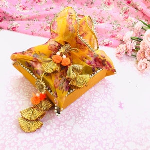 Indian Wedding Favors, Baby Shower Sweet Floral Gift Box, Bridesmaid Basket For Hamper, Housewarming Return Gift India, Dulhan Gifting Sets image 2