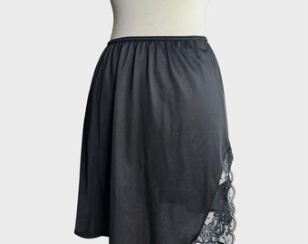 Vintage 90's minimalism Small Black Lace Trim Slip Skirt Romantic goth