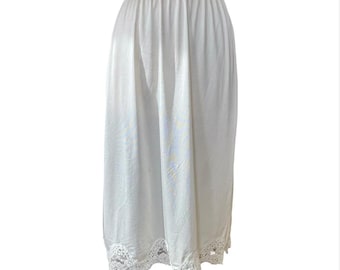 Vintage 90's minimalism  Small  Ivory Slip Skirt with Lace Trim  romantic