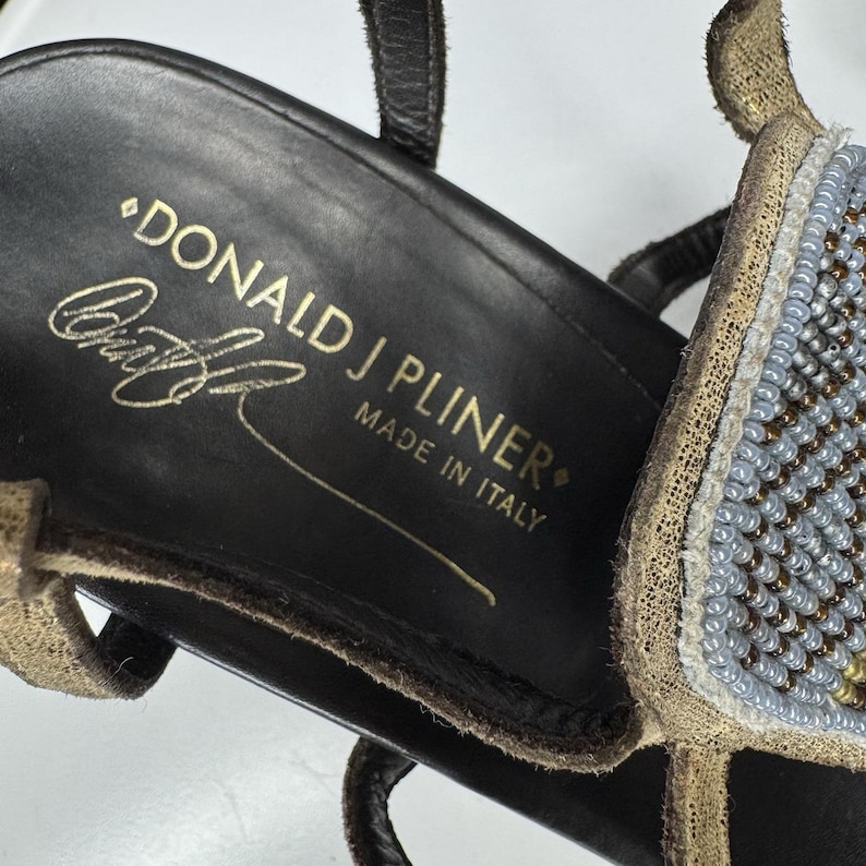 Sandalias de tacón con cuentas estilo boho de Donald J. Pliner, talla 8.5, de cuero, fabricadas en Italia. imagen 9