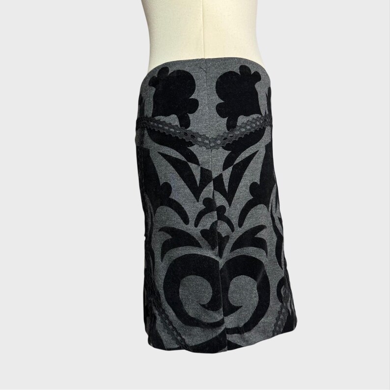 Free People Small Black Velvet Damask Stretch Mini Skirt Gothic Corporate Goth image 4