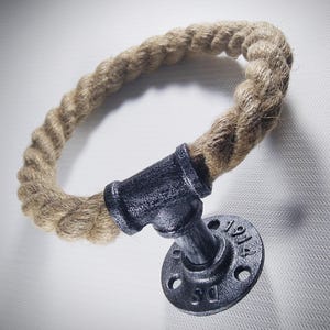 Towel Ring D- 20cm (8inch) , Metal towel, rack, Holder Jute towel rod, Industrial Decor, Bathroom Nautical decor, Loft wall decor