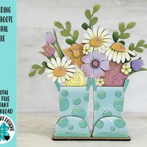 Bottes de pluie debout, signe floral fichier SVG, fleur de printemps, marguerite, tulipe, rose, botte, été, Glowforge, LuckyHeartDesignsCo