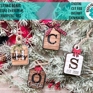 Snijplank Initial Christmas Ornament File SVG, Glowforge Farmhouse Shiplap, LuckyHeartDesignsCo