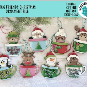 Adorno navideño de taza Friends, archivo SVG, Papá Noel, Rodolfo, Elfo, Alce, Pingüino, Muñeco de nieve, Pan de jengibre, Calcetín Glowforge, LuckyHeartDesignsCo