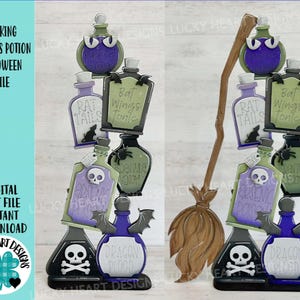 Może przedstawiać: Plik do wycinania cyfrowego o tematyce Halloween, przedstawiający ułożone w stos butelki z miksturami z etykietami takimi jak "Rat Tails" i "Dragon Blood". Projekt zawiera miotłę oraz czaszkę i skrzyżowane piszczele z tekstem "Stacking Witches Potion Halloween File."