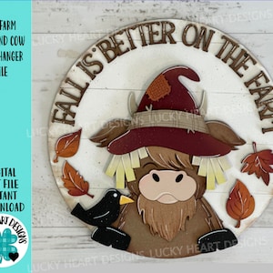 秋の農場ハイランド牛のドアハンガー ファイル SVG、かかし、葉、カボチャ、Glowforge、LuckyHeartDesignsCo