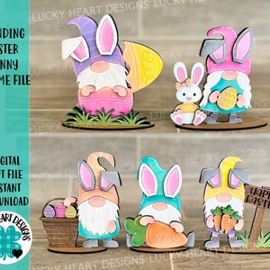 Fichier SVG de gnome de lapin de Pâques debout, décor de vacances de plateau à plusieurs niveaux, Glowforge, LuckyHeartDesignsCo
