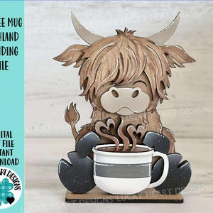 Tasse à café Highland Standing File SVG, flocon de neige, vache, ferme, cacao chaud, chocolat, cuisinier, plateau à plusieurs niveaux, Glowforge, LuckyHeartDesignsCo