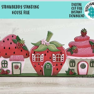 Pliki SVG z domami stojącymi truskawkami, Glowforge, lato, wiosna, owoce, babeczka, LuckyHeartDesignsCo