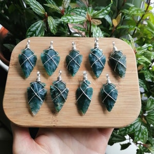 Raw Moss Agate Arrowhead Necklace | Dark Moss Agate Arrowhead Pendant | Moss Agate Jewellery | Moss Agate Crystal | Crystal Necklace