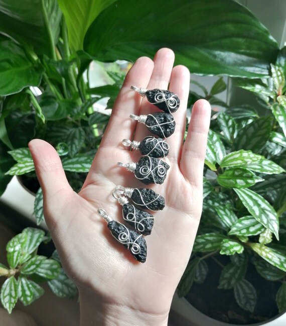 Tibetan hotsell tektite pendant