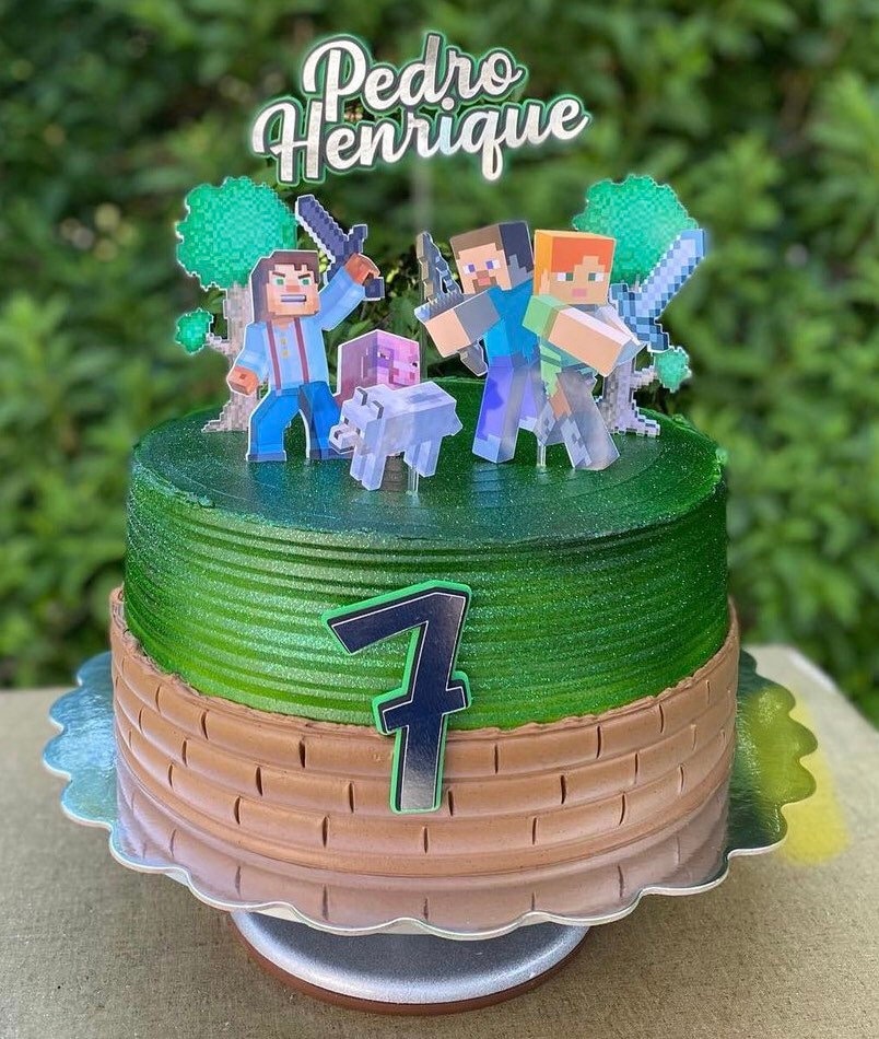 Minecraft cake para celebrar o aniversário do ANTÔNIO 😊. O sabor