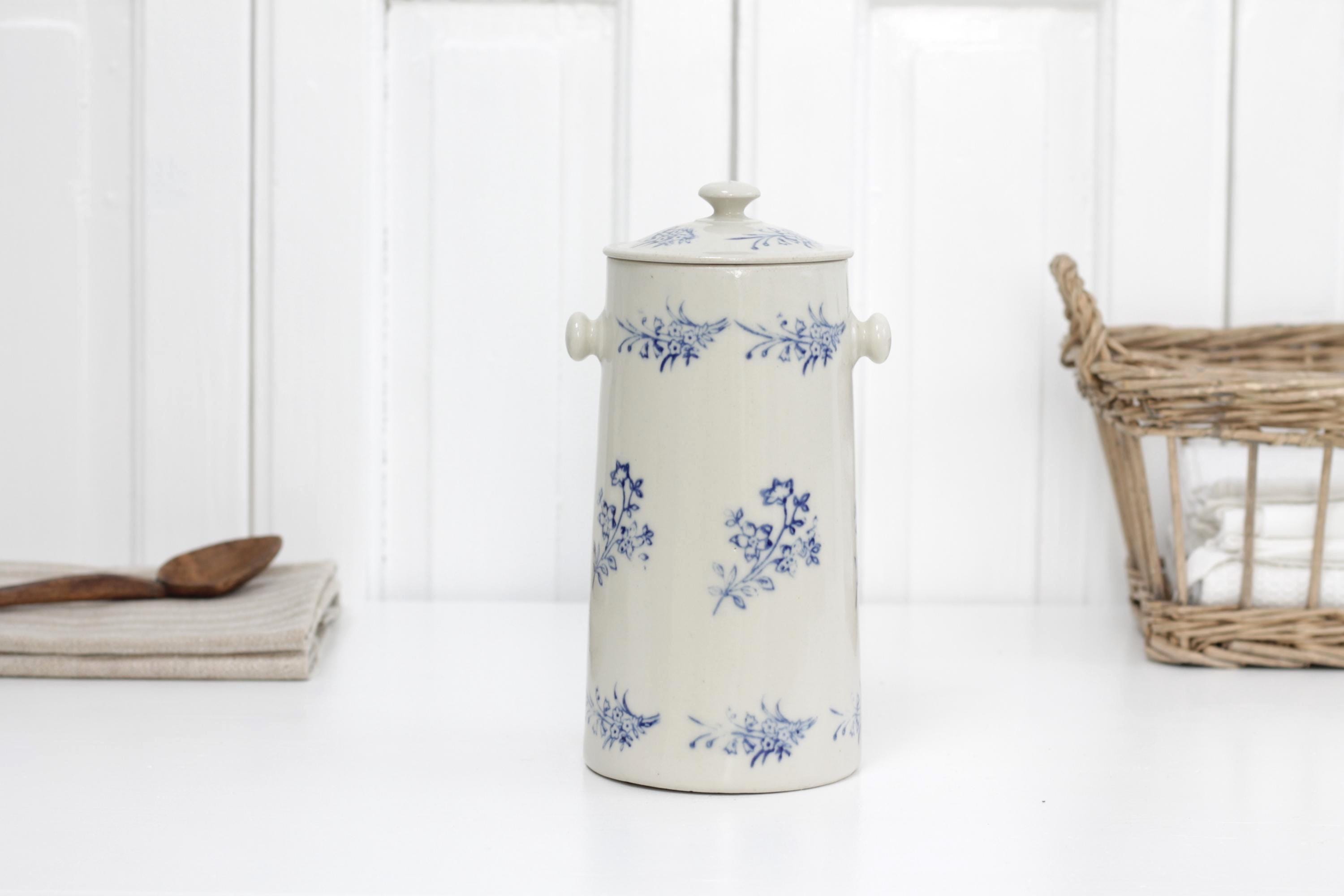 フランスアンティーク　st.UZE ミルクポット Vintage French Tall St Uze Porcelain Milk Pot With Blue Foliage
