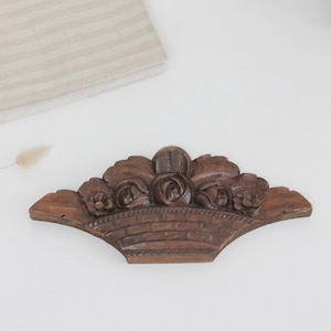 Vintage hand carved wood applique pediment, cabinet decor piece, furniture onlay, architectural salvage