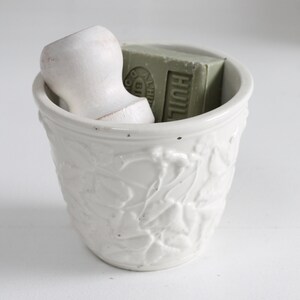 Vintage small Italian white ceramic planter with embossed design of twigs, leafs and flowers, flower pot, indoor pottery, home decor image 3
