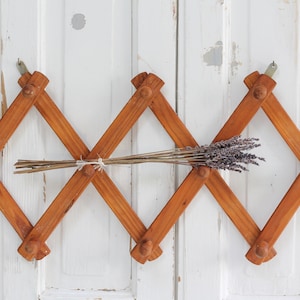 その他 Wooden peg rack L   Hunter & Nomad Vintage Wooden Peg Rack | eBay