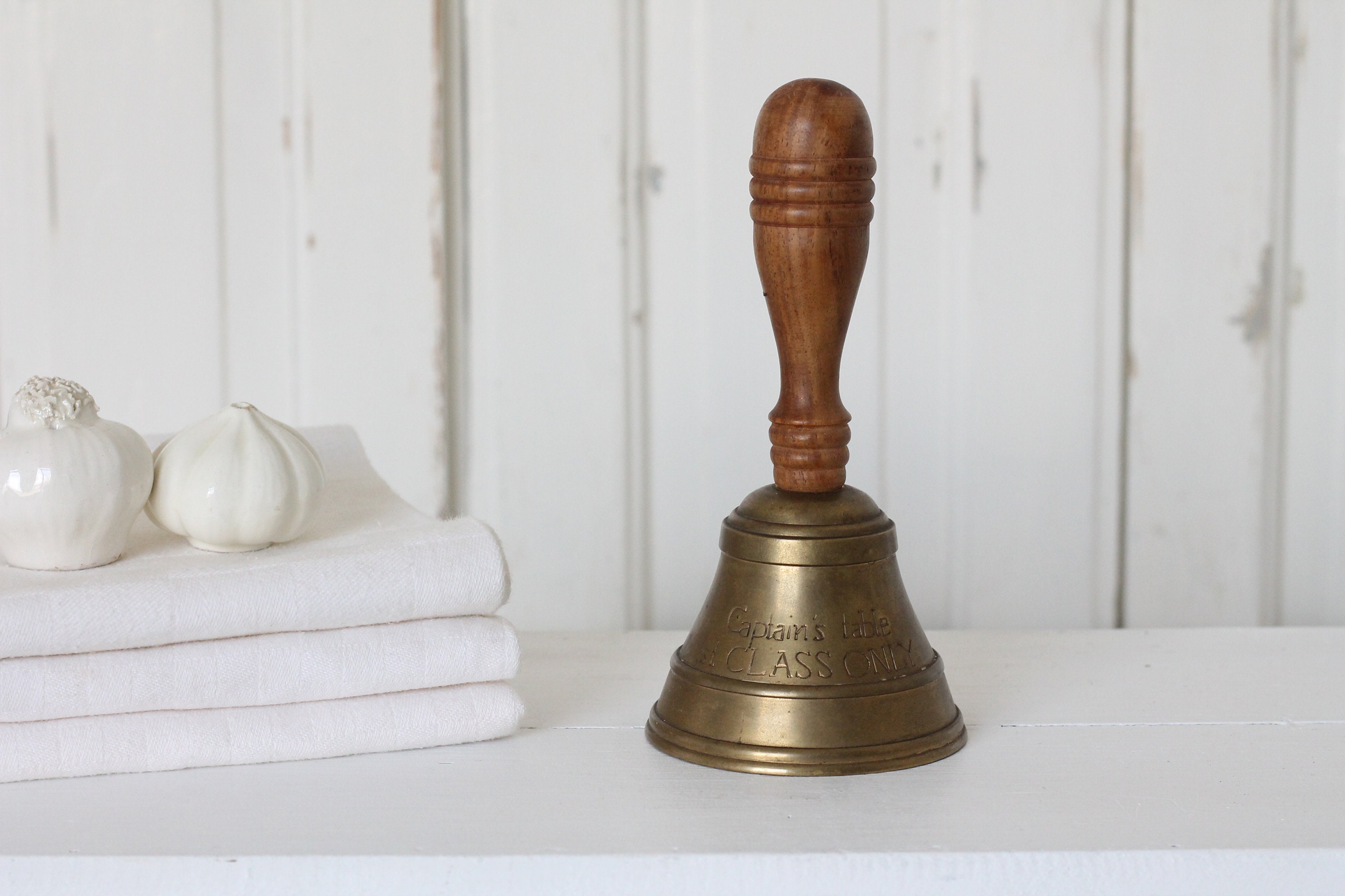 Tischglocke Messing mit Holzgriff Höhe 13 cm Handglocke Tischglocke Messing mit Holzgriff Höhe 13 cm Handglocke