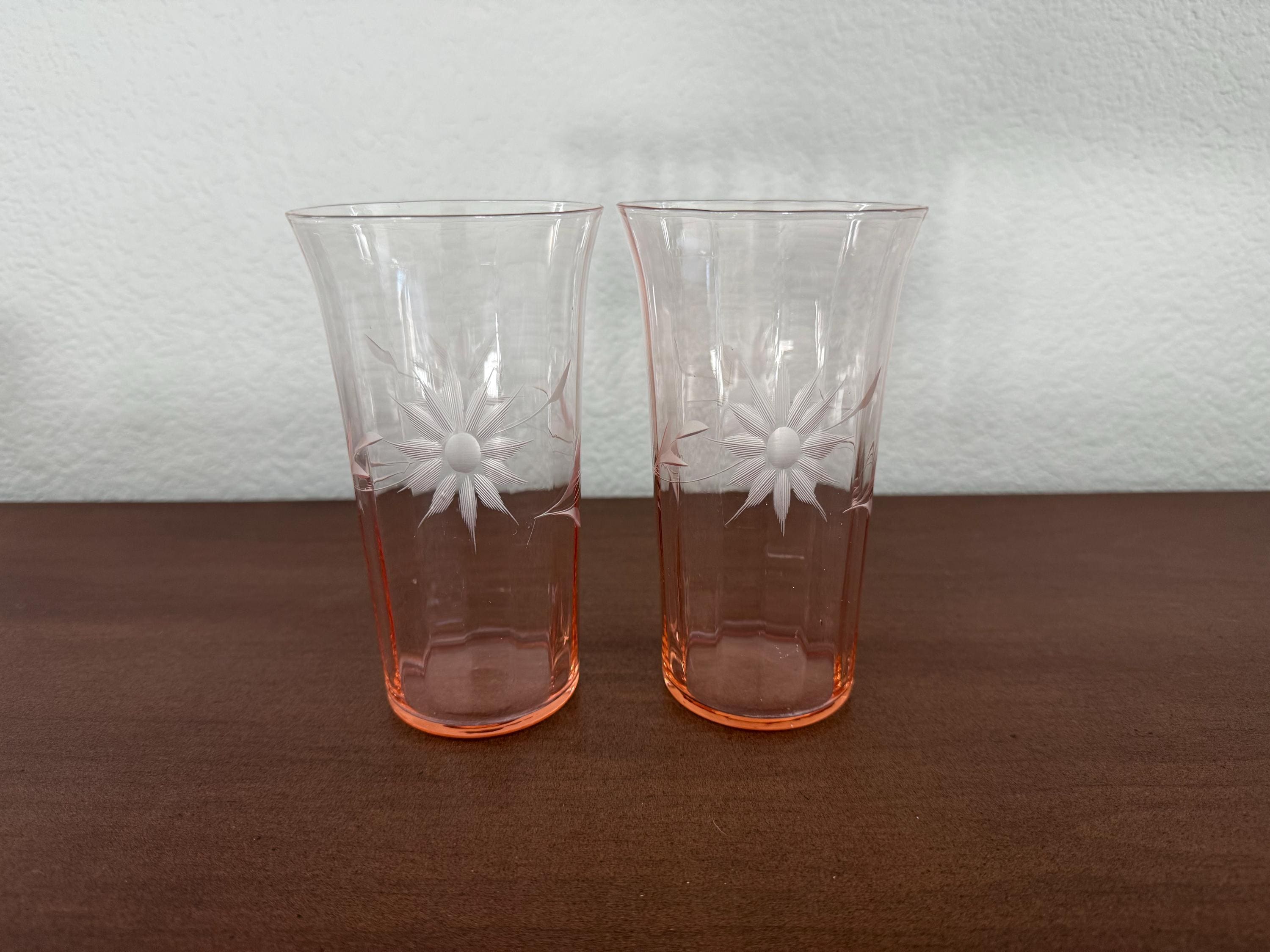 Paire De Verres à Eau En Verre Gravé – Occasion (bon état)